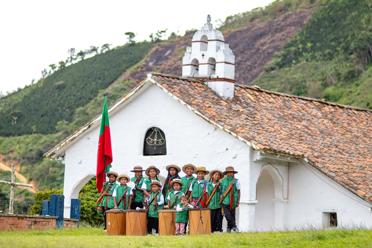 SENDEROS DE PAZ PUEBLO NASA DE SANTA ROSA TIERRADENTRO