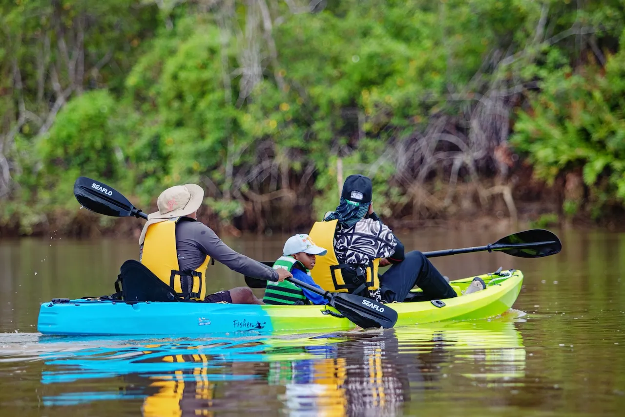 EXCURSIÓN EN CANOA Y CANALETE POR NUQUÍ